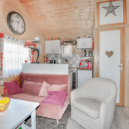 Holiday home Beautiful In With Wifi